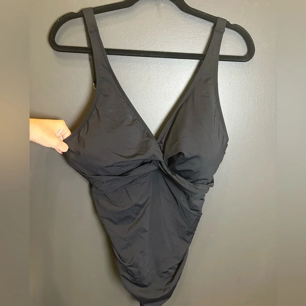 Holipick | Black Asymmetrical One-Piece Swimsuit Mesh‎ Detail | NWT | 18W